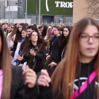 Balumba defiende los derechos humanos a través del movimiento Laolú