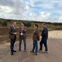 La Junta subvencionará la compra de máquinas para que los pueblos arreglen sus caminos