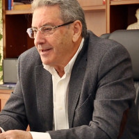 Emilio Vázquez deja de ser presidente de la Fundación CB