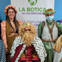 El Hospital de Mérida se llena de magia en la visita de los Reyes Magos