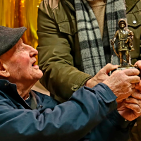 FOTONOTICIA: Bomberos de Badajoz homenajean a Manuel Rosado tras cumplir 100 años