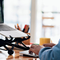 España registra el menor paro juvenil de la serie histórica