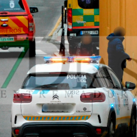 Rescatan a una mujer tras caer a un patio interior en pleno centro de Badajoz