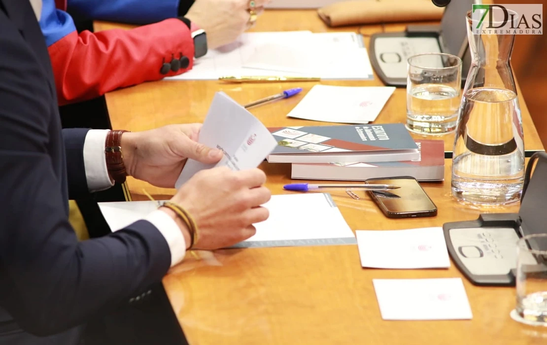 Imágenes que deja el arranque de la nueva legislatura en Extremadura