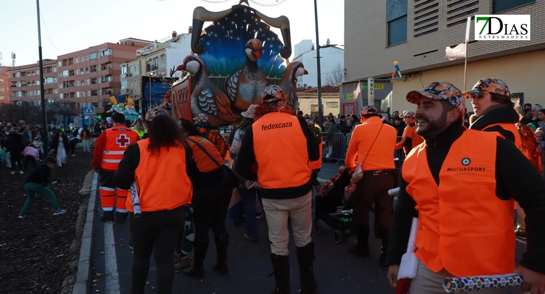 Miles de sonrisas reciben la cabalgata y a sus Reyes Magos en Badajoz