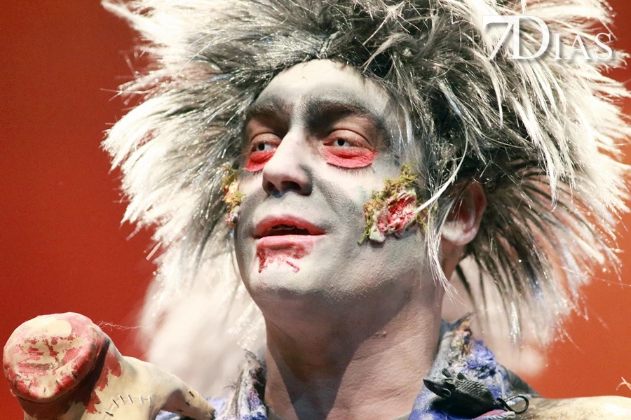 Actuación y entrevista de la murga Marwan en la final del COMBA 2026