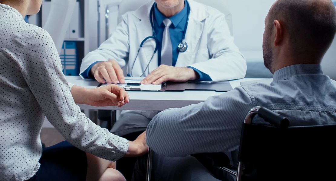 La huelga de médicos obliga a cancelar 67.800 consultas y 567 operaciones en Extremadura