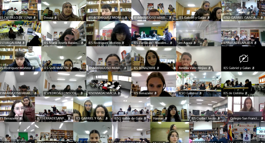 Seis institutos extremeños pasan a la final de la 'V Yincana Librarium STEAM'