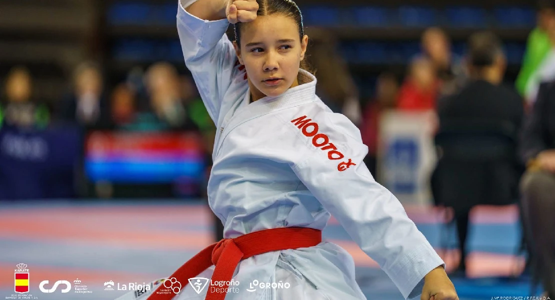 Valeria Rebollo pone a Extremadura en el mapa del Kárate nacional