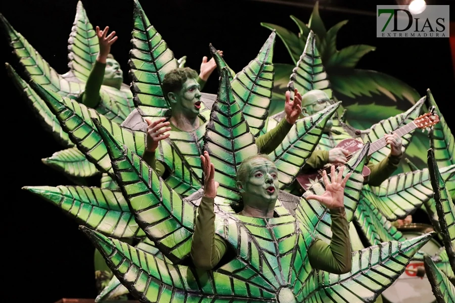 Actuación y entrevista de la murga Los Rayanos en preliminares del COMBA 2026