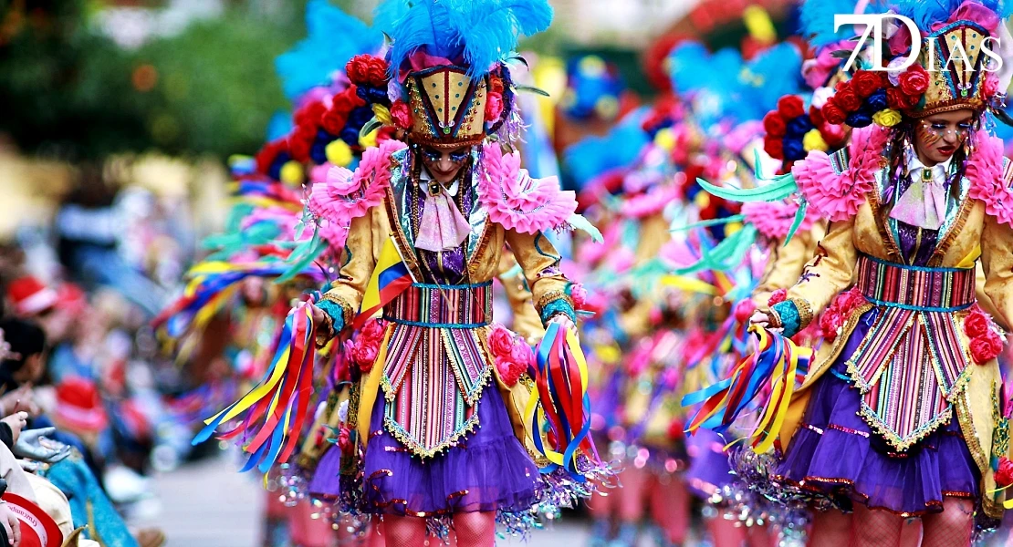 Los mejores primeros planos del Gran Desfile del Carnaval de Badajoz 2026