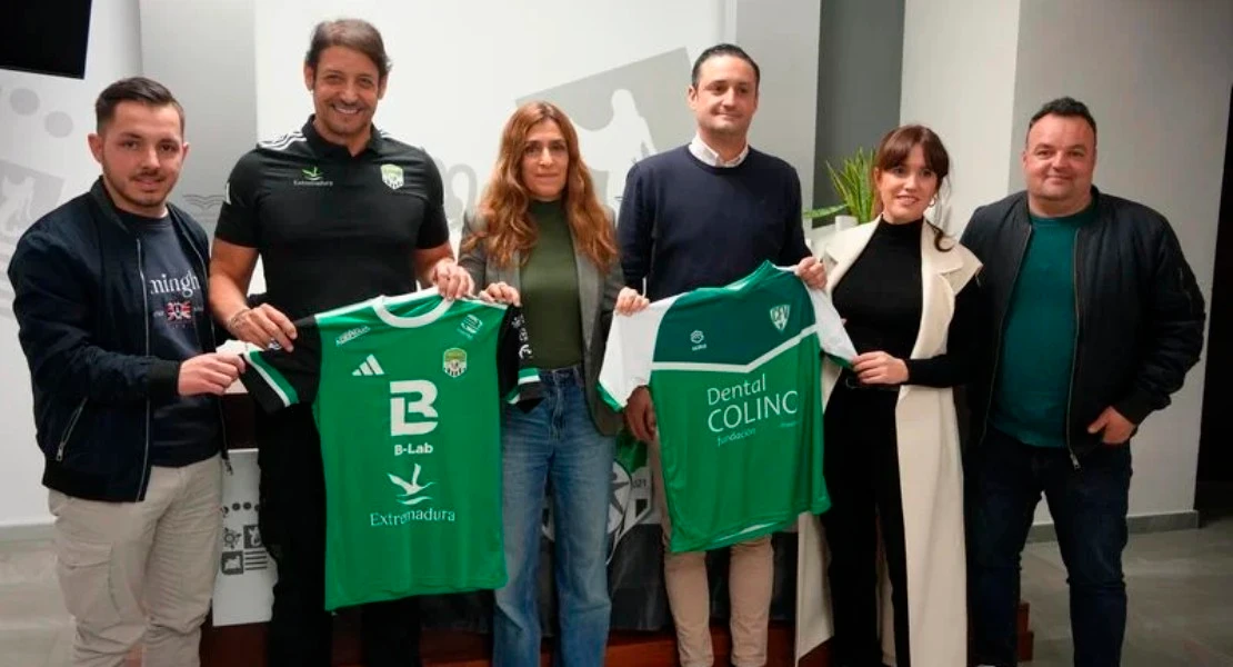 El Villanovense Femenino y el Sport Extremadura firman un acuerdo para impulsar el futbol femenino