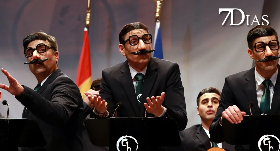 Actuación y entrevista a la murga Los Chungos en Semifinales del COMBA 2026