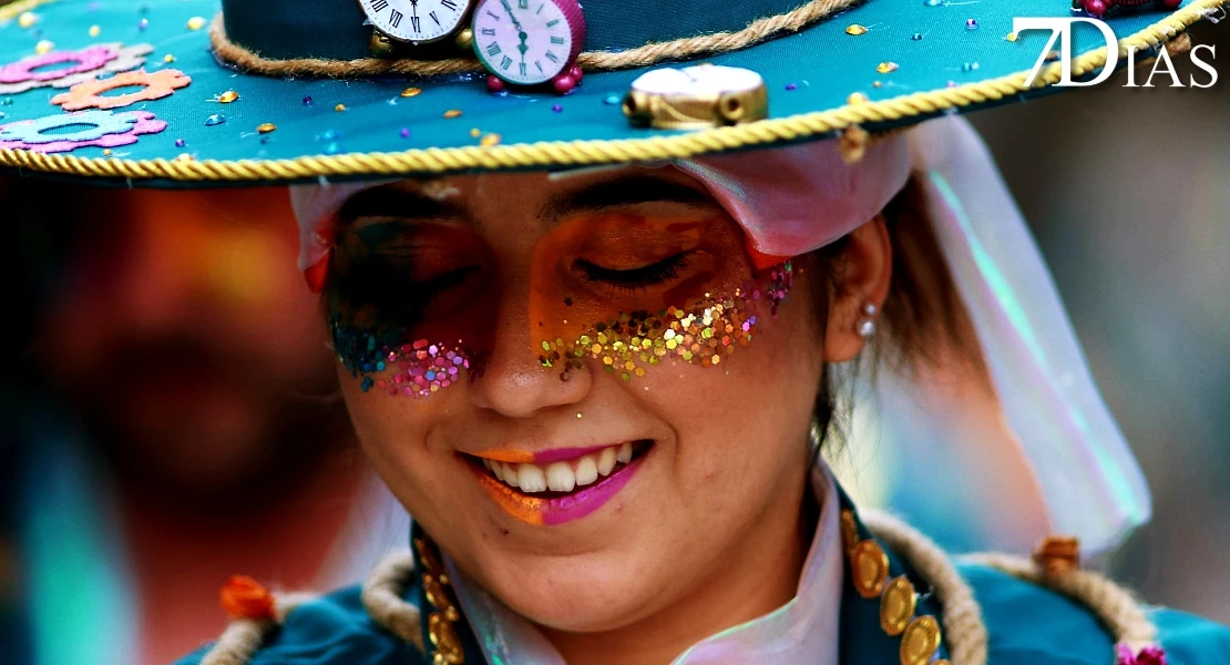 Los mejores primeros planos del Gran Desfile del Carnaval de Badajoz 2026