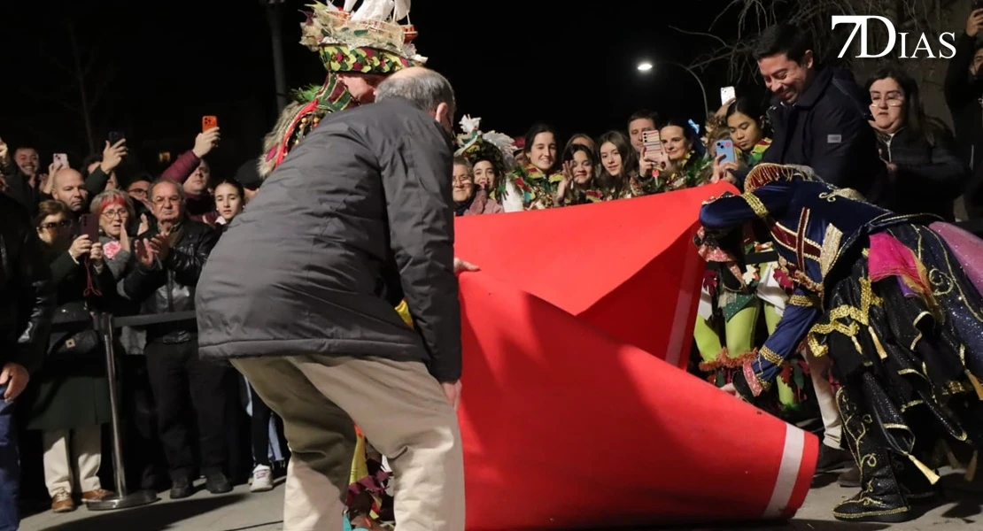 Badajoz rinde homenaje a sus referentes en el Carnaval 2026