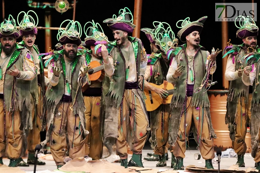 Actuación y entrevista de la murga Se Mace Tarde en preliminares del COMBA 2026