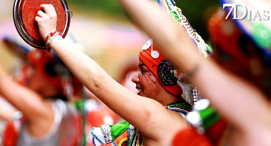 Los mejores primeros planos del Gran Desfile del Carnaval de Badajoz 2026