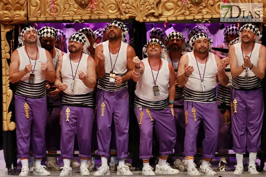 Actuación y entrevista de la murga Los Water Closet en preliminares del COMBA 2026