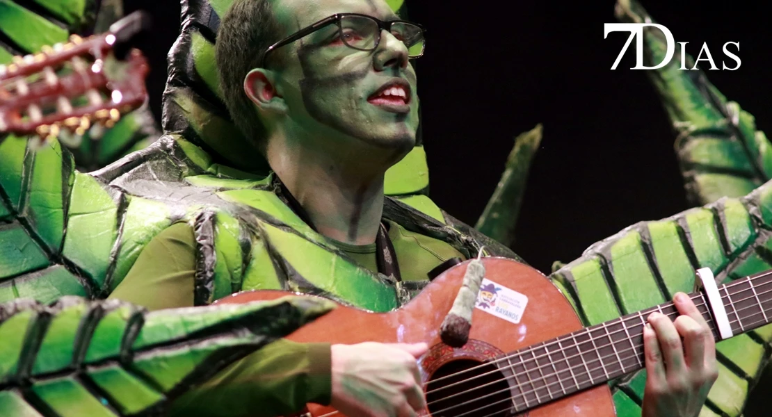 Actuación y entrevista a la murga Los Rayanos en Semifinales del COMBA 2026