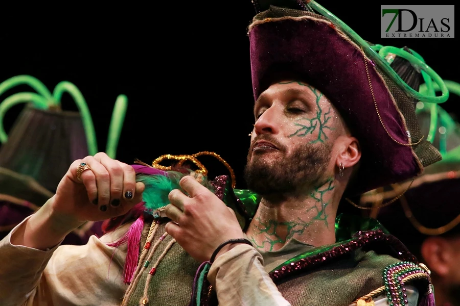 Actuación y entrevista de la murga Se Mace Tarde en preliminares del COMBA 2026