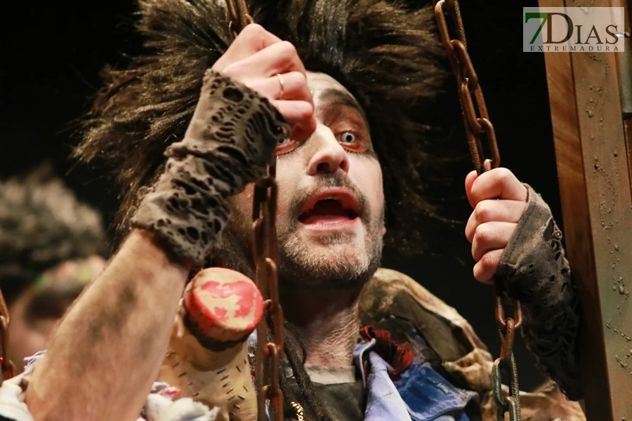 Actuación y entrevista de la murga Marwan Chilliqui en preliminares del COMBA 2026