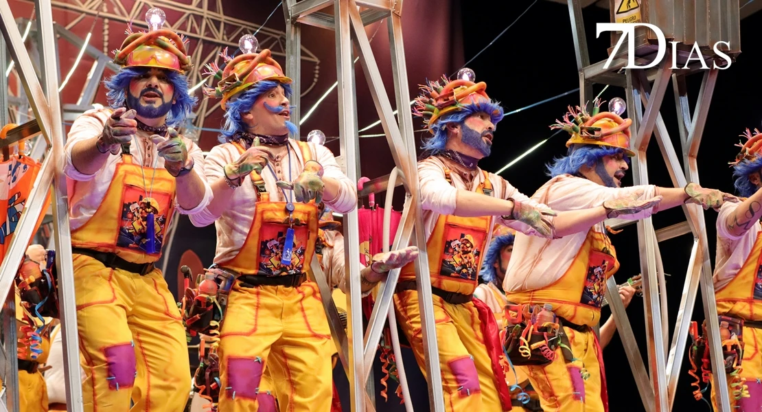 Actuación y entrevista a la murga Los Mirinda en Semifinales del COMBA 2026