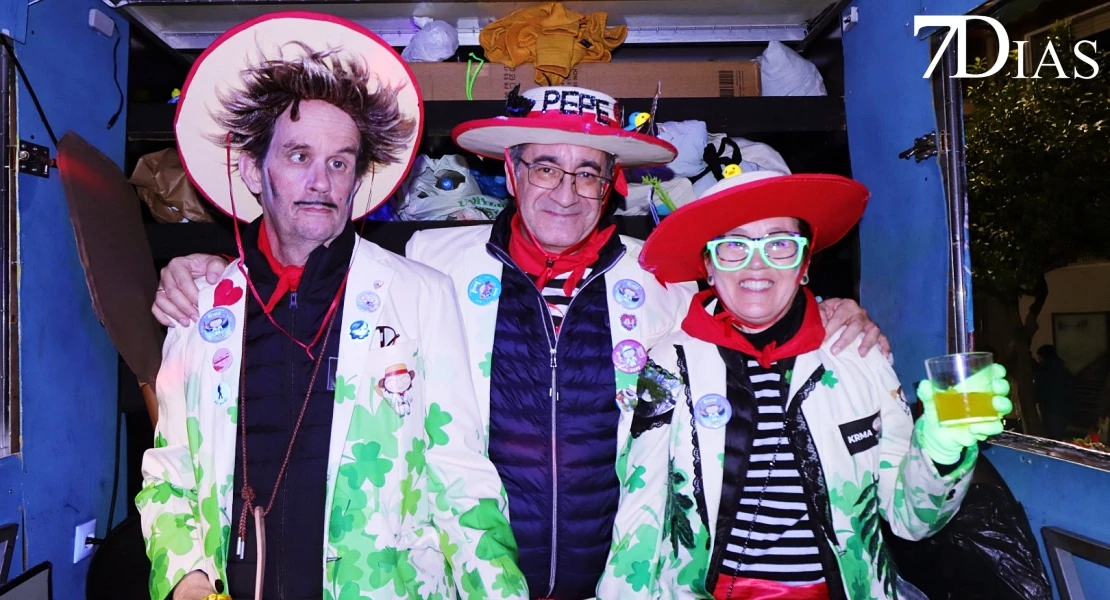 Imágenes de Artefactos y Grupos de Animación en el Gran Desfile del Carnaval de Badajoz 2026