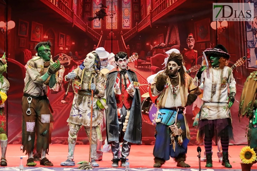 Actuación y entrevista de la murga Los Lingartos en preliminares del COMBA 2026