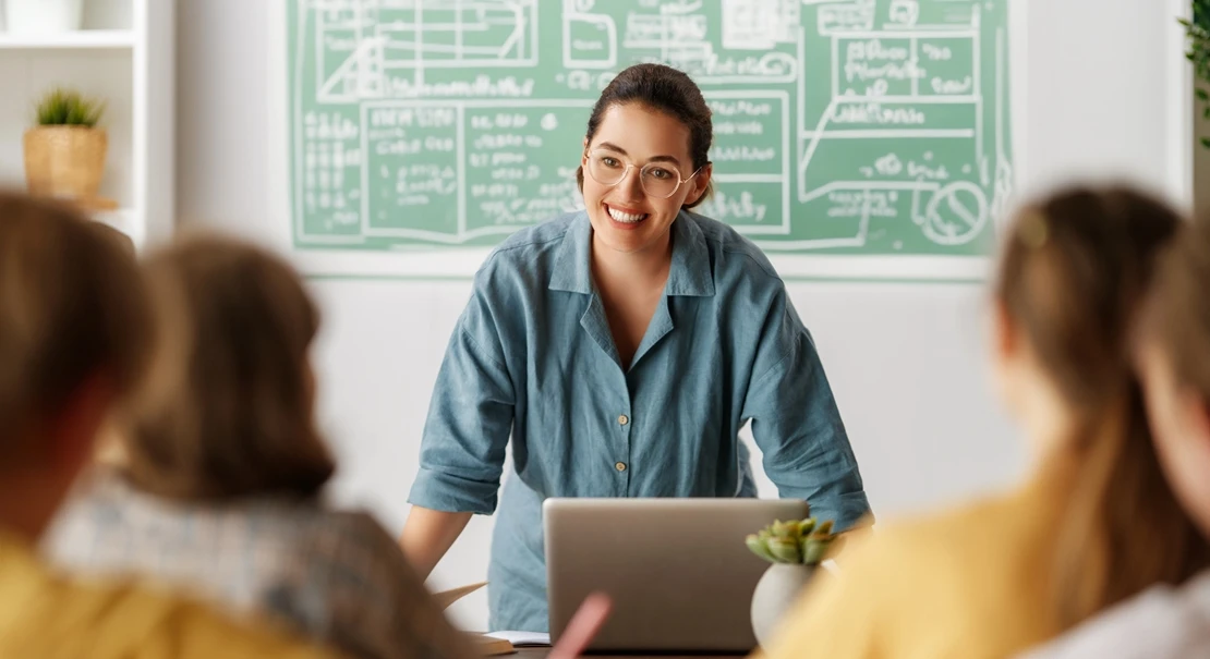 Educación negociará la resolución de convocatoria de oposiciones docentes en Extremadura