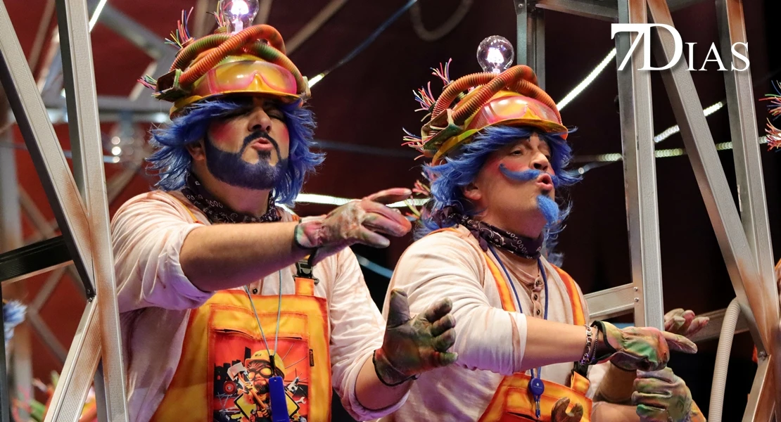 Actuación y entrevista a la murga Los Mirinda en Semifinales del COMBA 2026