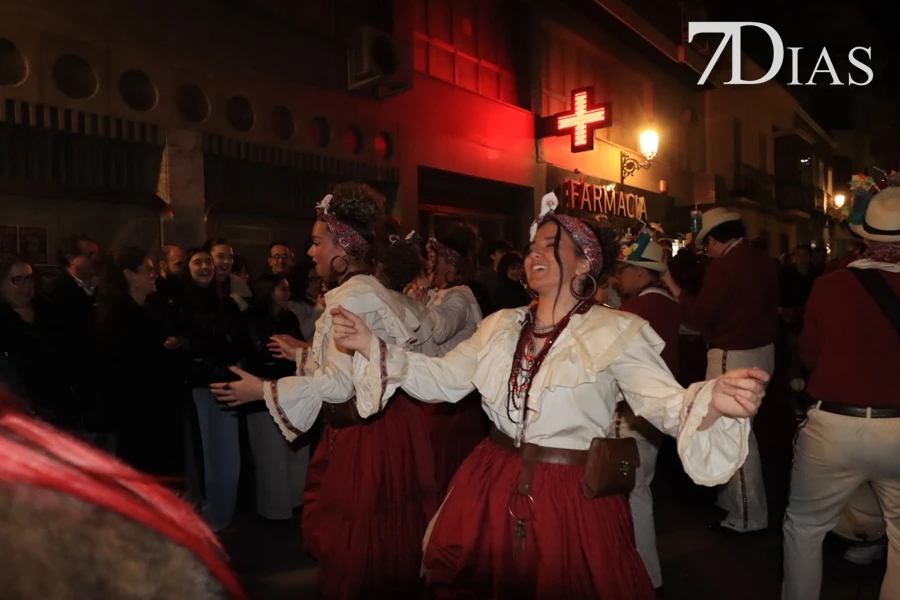 El Carnaval continúa en las calles de Badajoz gracias a 'De Plaza en Plaza'