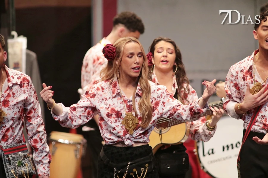 Actuación y entrevista de la murga Los Deskaraos en preliminares del COMBA 2026