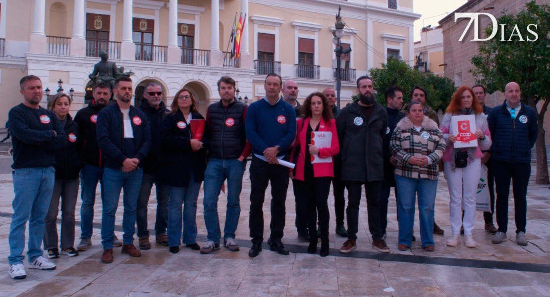 Varios sindicatos se unen contra la "inactividad" y "desidia" del Ayto. de Badajoz