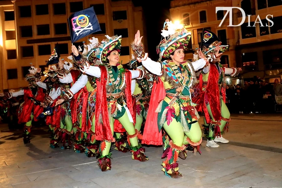 El Carnaval continúa en las calles de Badajoz gracias a 'De Plaza en Plaza'