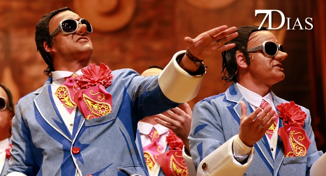 Actuación y entrevista a la murga Gitano y de Badajó en Semifinales del COMBA 2026