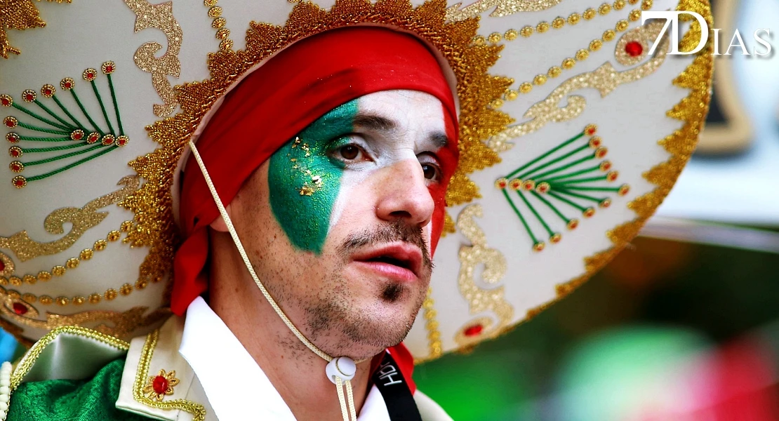 Los mejores primeros planos del Gran Desfile del Carnaval de Badajoz 2026