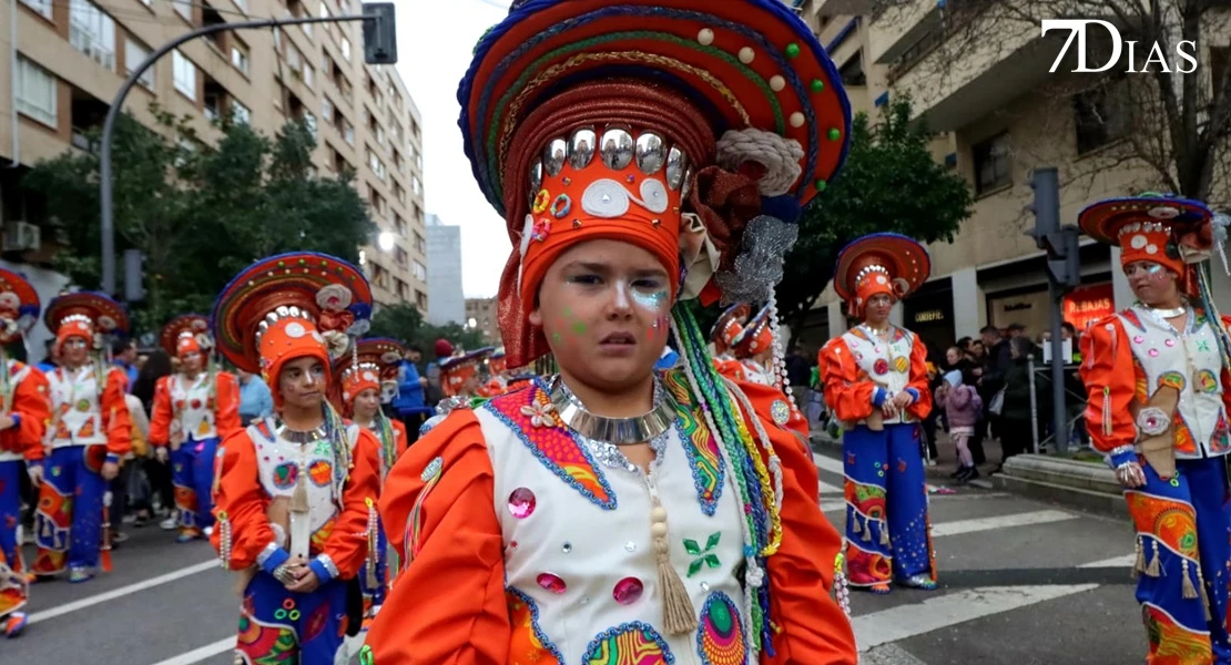 Planos generales del Desfile Infantil de Comparsas 2026