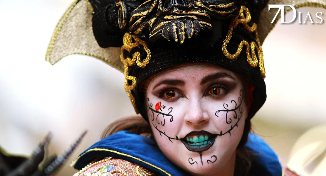 Los mejores primeros planos del Gran Desfile del Carnaval de Badajoz 2026