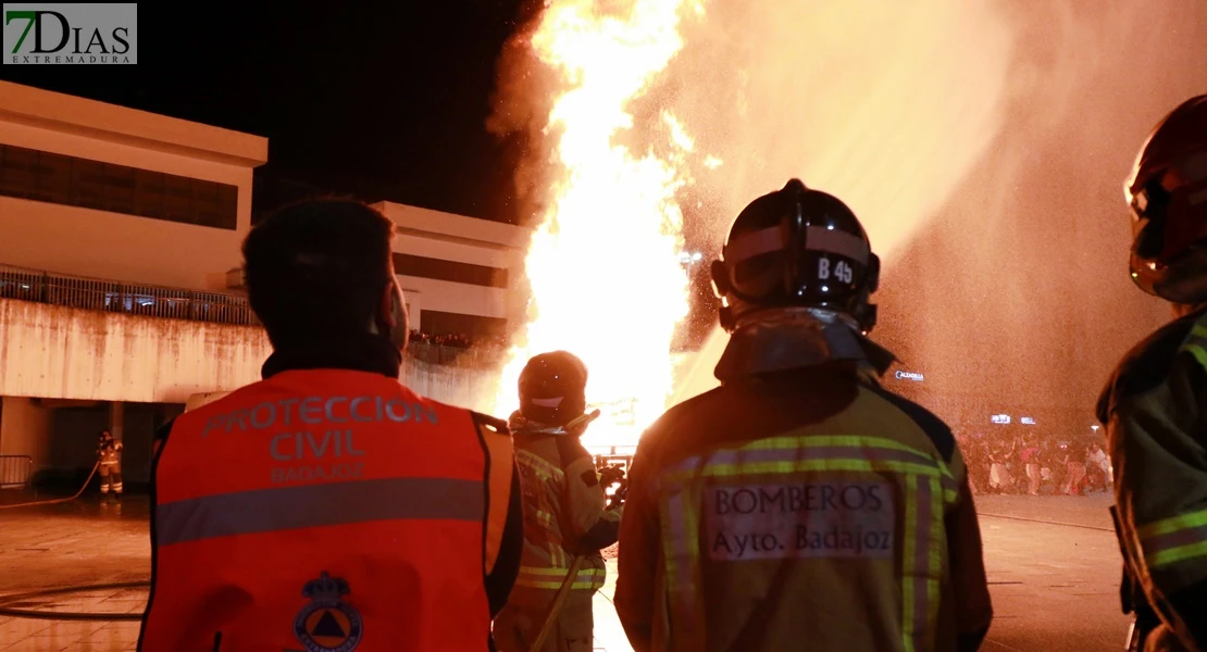 Badajoz se prepara para el Carnaval 2026: revive las Candelas de Santa Marina
