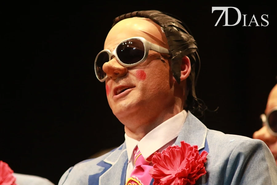 Actuación y entrevista de la murga  A Contralgolpe en la final del COMBA 2026