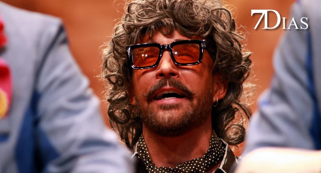 Actuación y entrevista a la murga Gitano y de Badajó en Semifinales del COMBA 2026