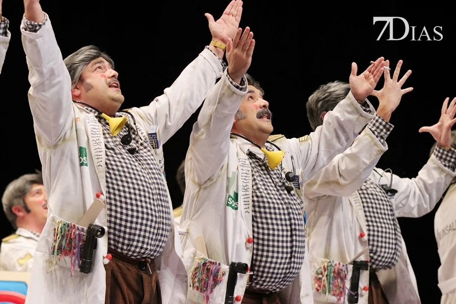 Actuación y entrevista de la murga Los Camballotas en preliminares del COMBA 2026