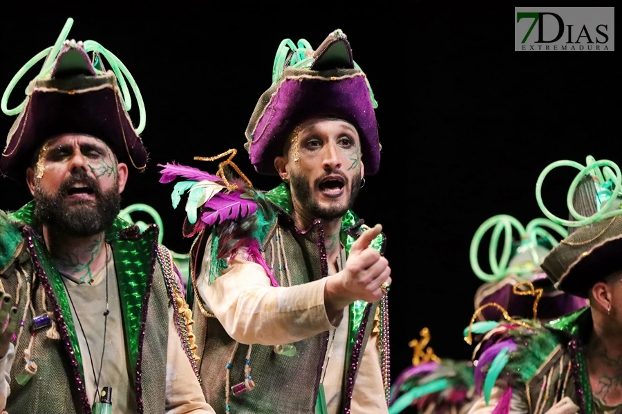 Actuación y entrevista de la murga Se Mace Tarde en preliminares del COMBA 2026