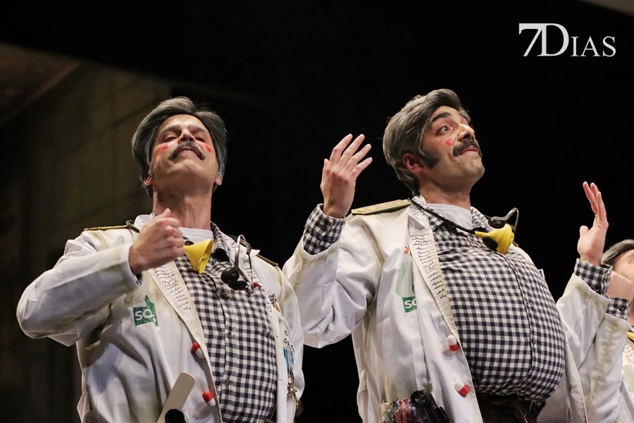 Actuación y entrevista de la murga Los Camballotas en preliminares del COMBA 2026