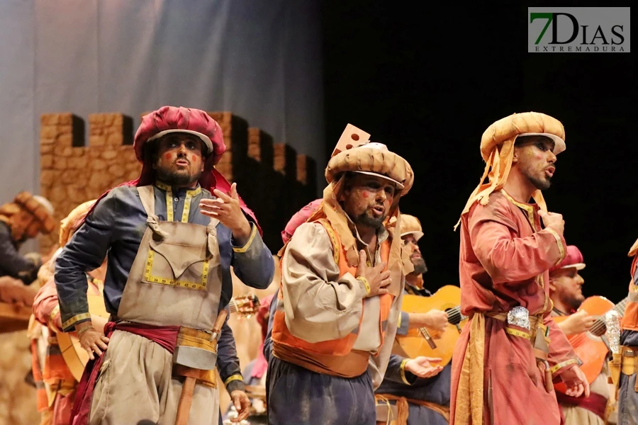 Actuación y entrevista de la murga Al Maridi en el COMBA 2026