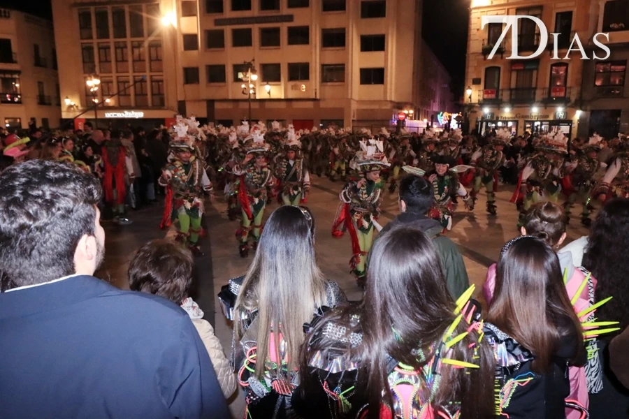 El Carnaval continúa en las calles de Badajoz gracias a 'De Plaza en Plaza'