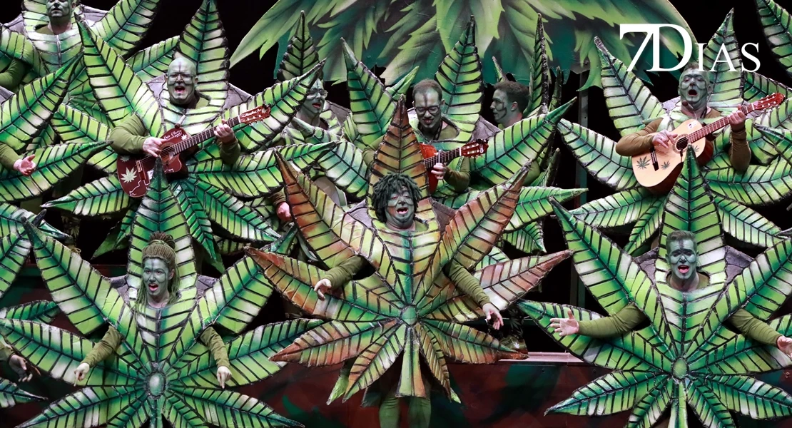 Actuación y entrevista a la murga Los Rayanos en Semifinales del COMBA 2026