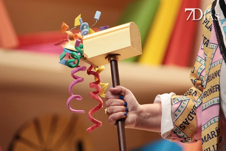 Actuación y entrevista de la murga Las Chimixurris en preliminares del COMBA 2026