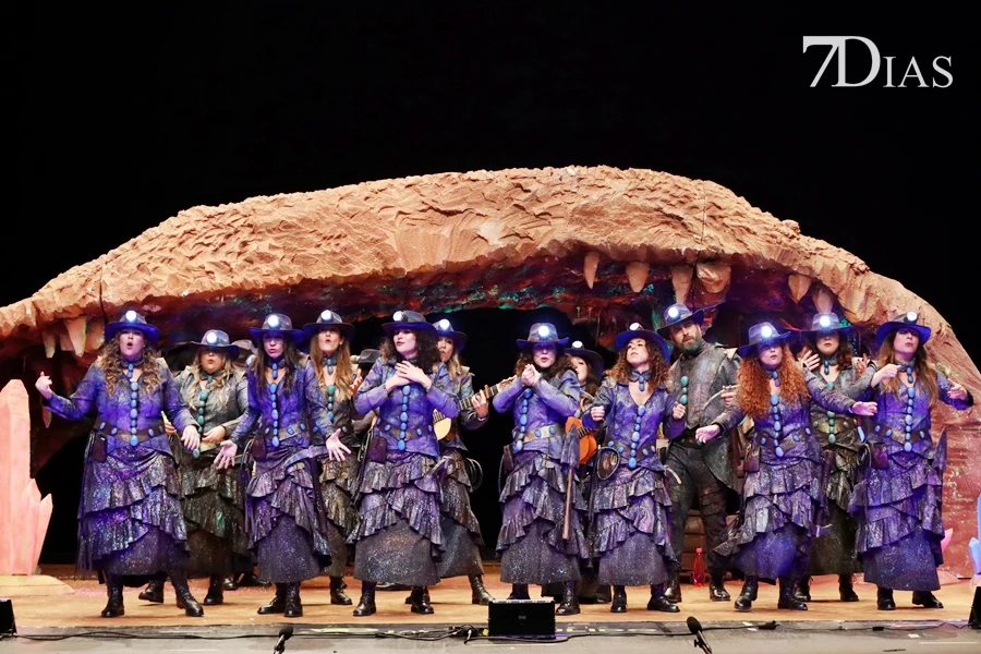 Actuación y entrevista de la murga La Castafiore en preliminares del COMBA 2026