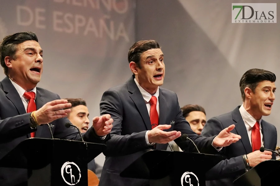 Actuación y entrevista de la murga Los Chungos en preliminares del COMBA 2026